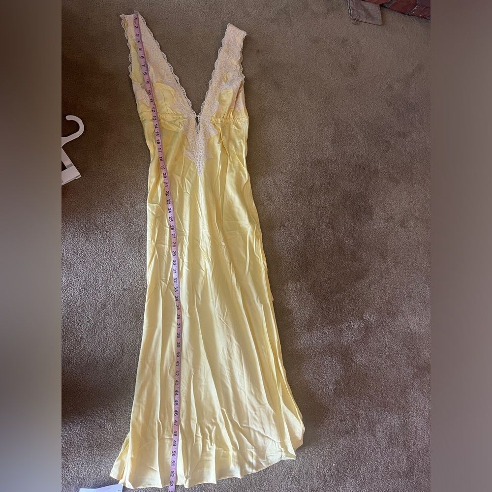 RUMORED Venice Maxi Dress W/ White Lace Trim Butter Yellow Eurosummer Sz XS - Picture 15 of 15